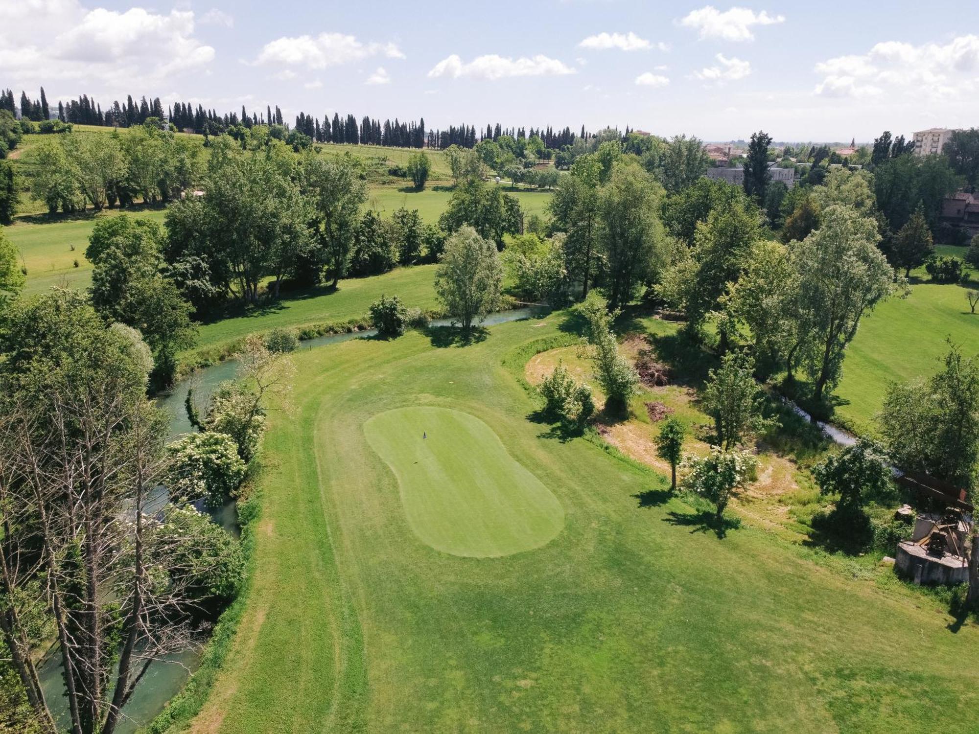 Locanda Golf Musella San Martino Buon Albergo Eksteriør bilde